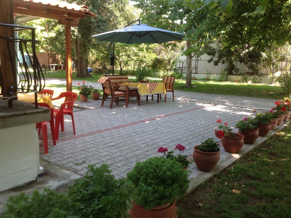 Ofrínion Villa Maria מראה חיצוני תמונה