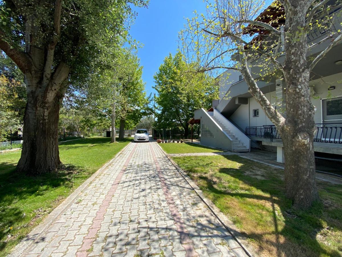 Ofrínion Villa Maria מראה חיצוני תמונה