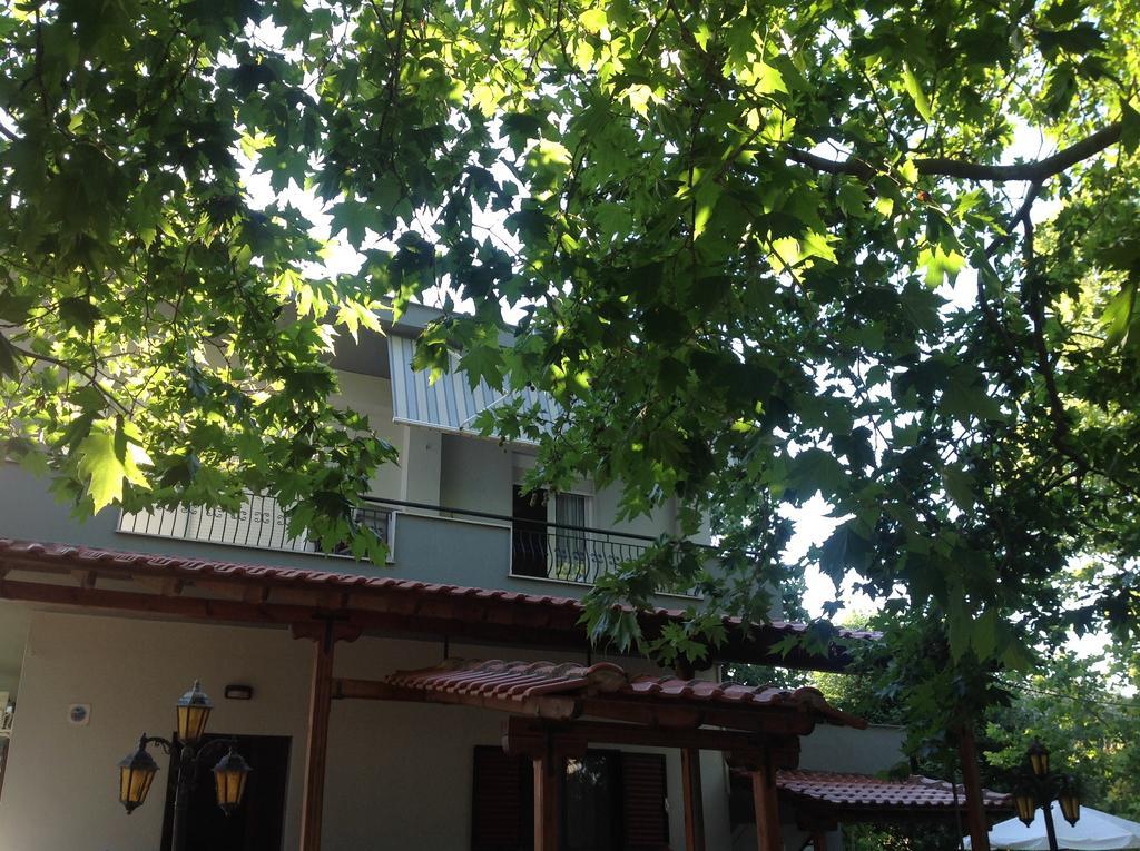 Ofrínion Villa Maria מראה חיצוני תמונה