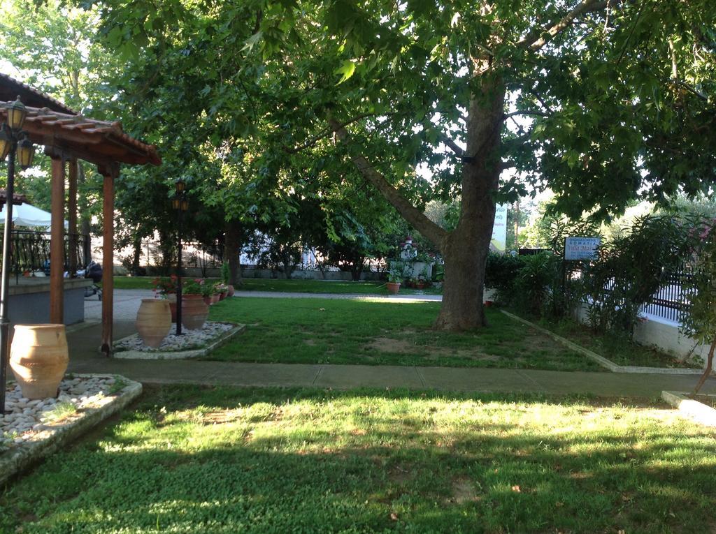 Ofrínion Villa Maria מראה חיצוני תמונה