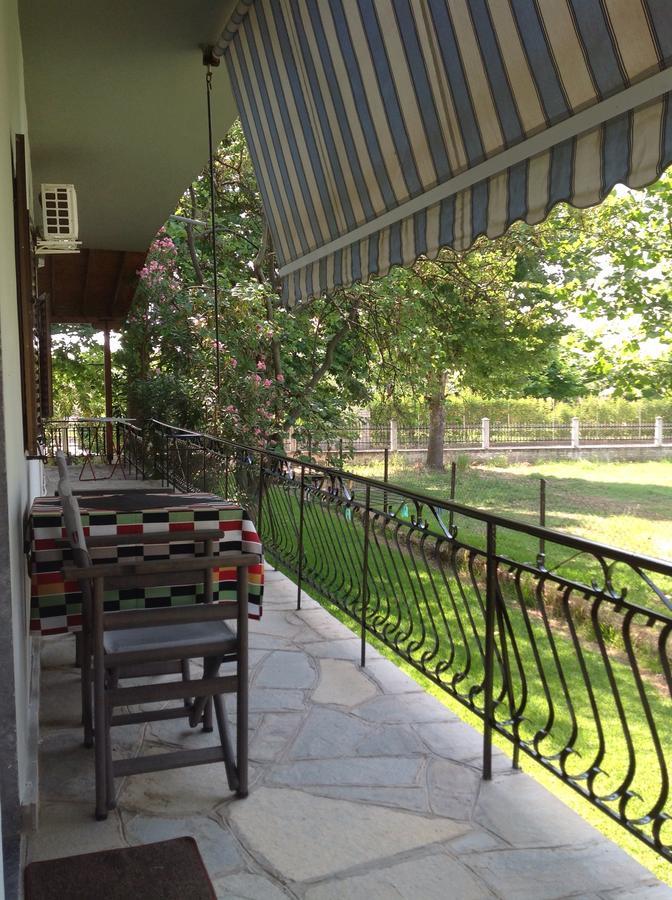 Ofrínion Villa Maria מראה חיצוני תמונה
