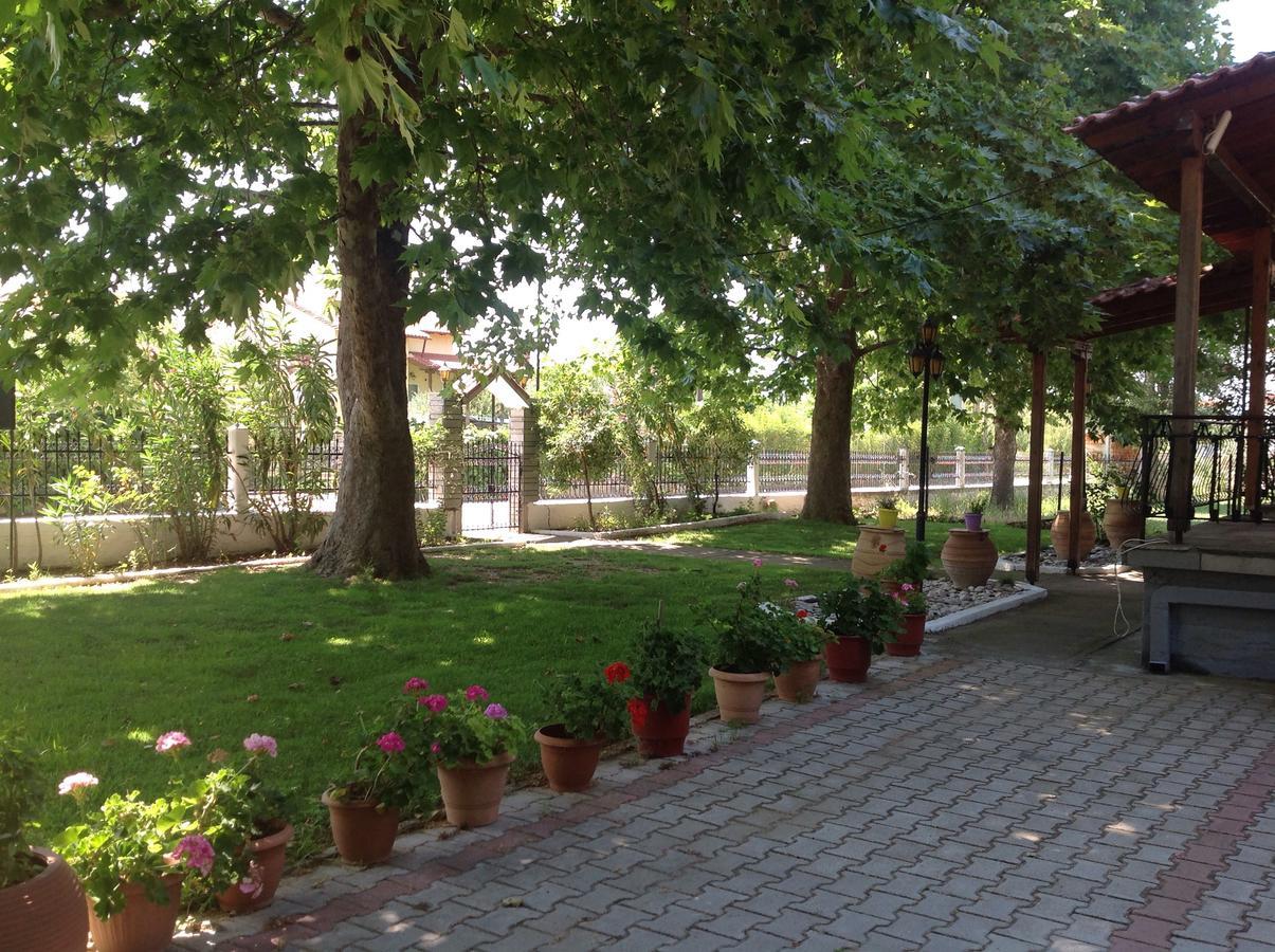 Ofrínion Villa Maria מראה חיצוני תמונה