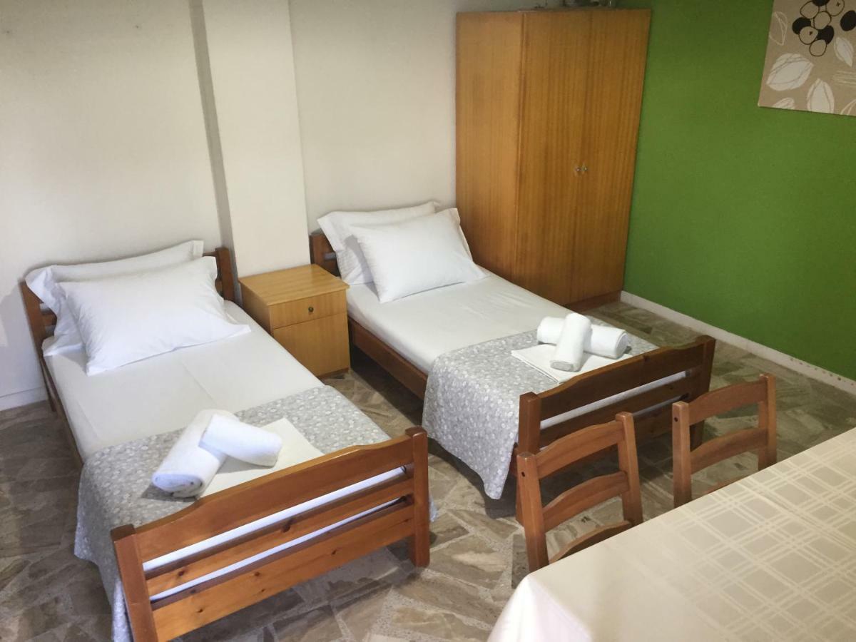 Ofrínion Villa Maria מראה חיצוני תמונה